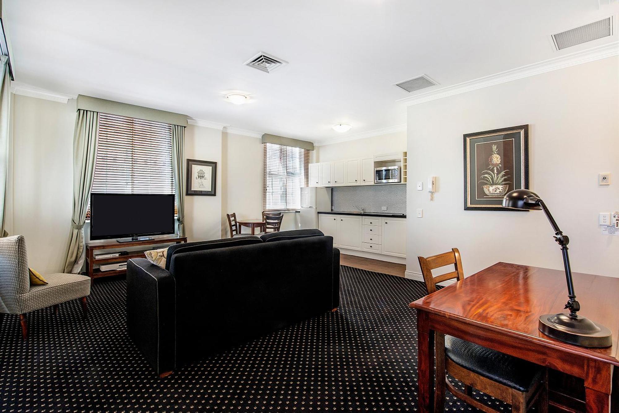 Rothbury Hotel Brisbane Bagian luar foto