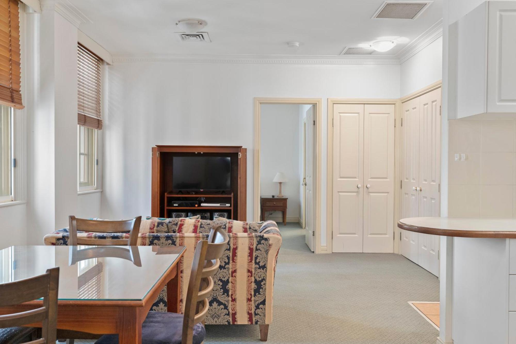 Rothbury Hotel Brisbane Bagian luar foto